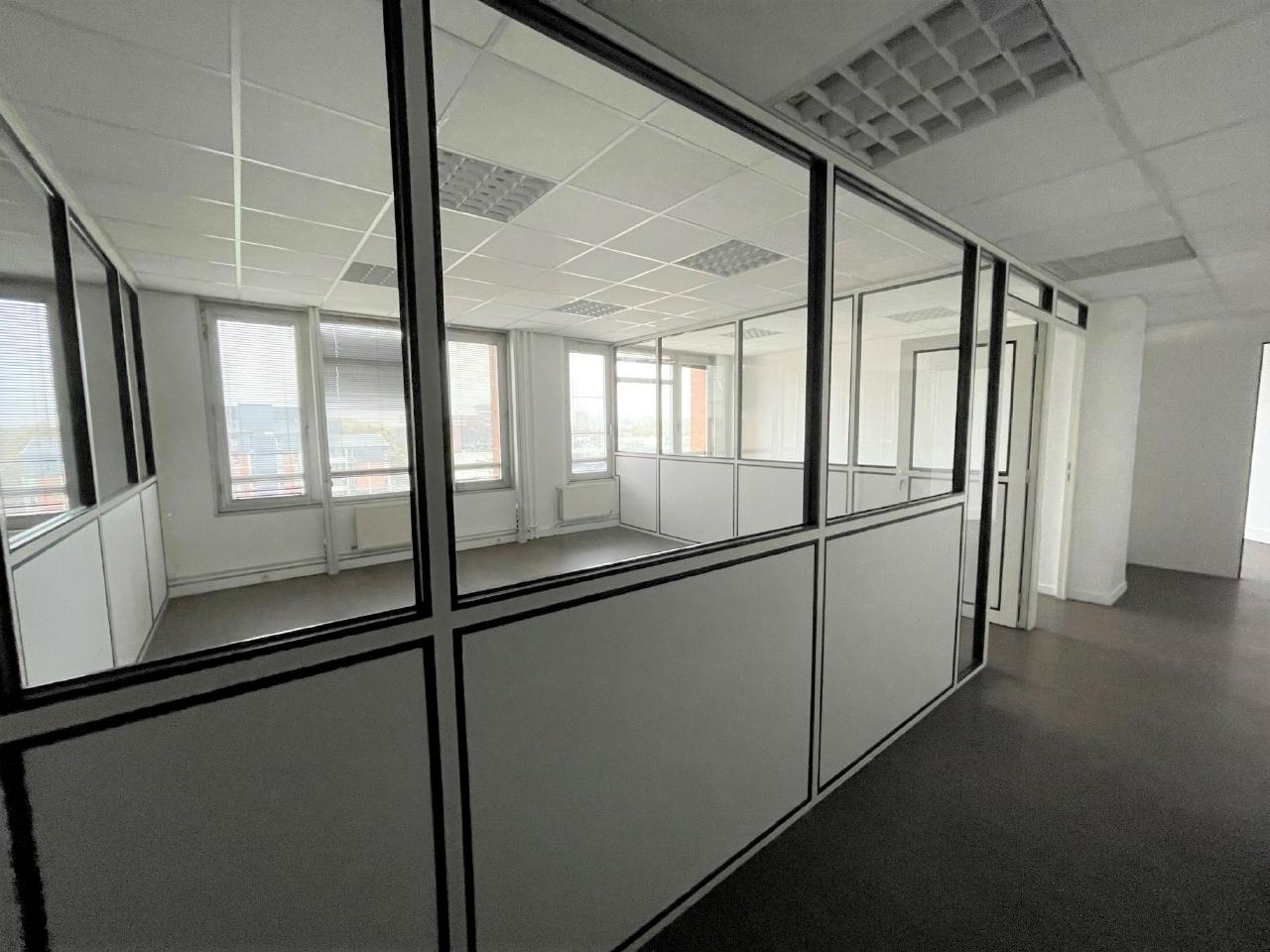 Bureau Villeneuve-d'Ascq 2369m² Location bureau Villeneuve-d'Ascq Nord OLBUR2202327 19